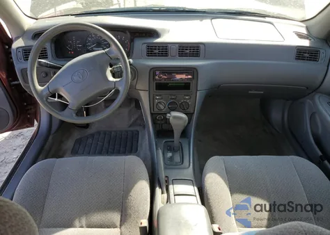 2000 Toyota Camry Ce из США, поврежденный, VIN JT2BG22K5Y0441013